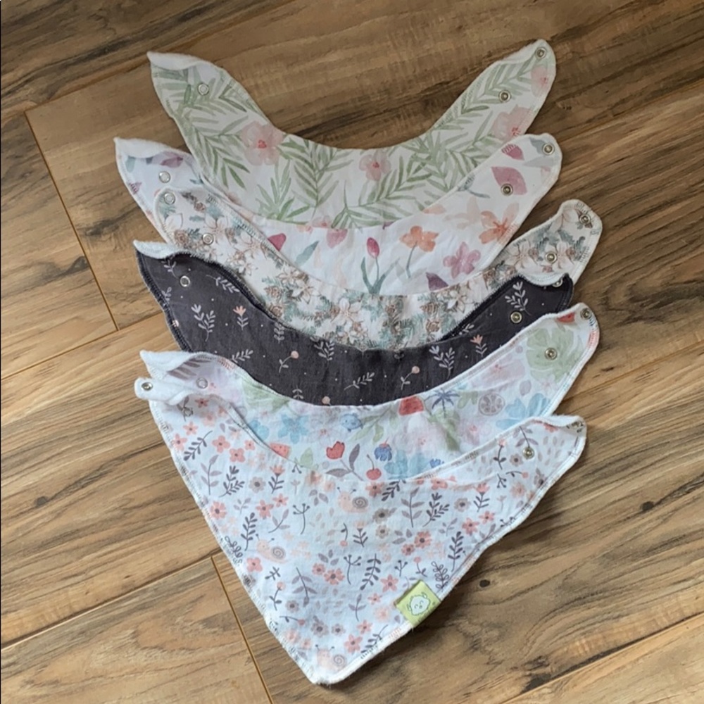 Baby girl bibs